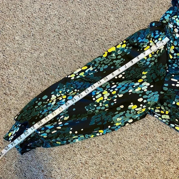 Torrid Satin Surplice Tie Cut Back Long Sleeve Summer Top Women Plus 3/3X - Picture 4 of 5